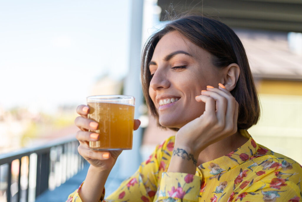 drinking kombucha